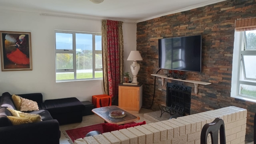 4 Bedroom Property for Sale in Bettys Bay Western Cape